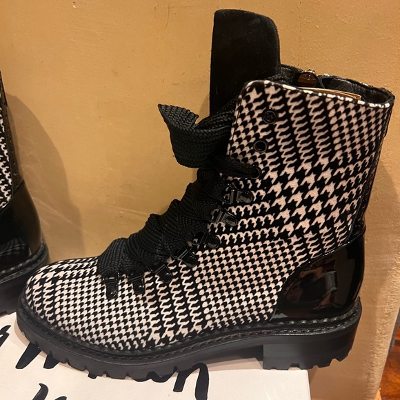 The Office of Angela Scott -Limited Edition-- Mr.Carter in Glenn Plaid Size 37 - Picture 14 of 16